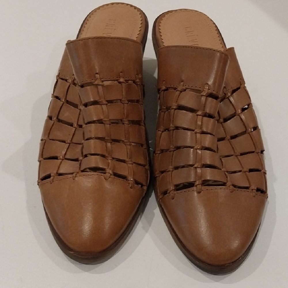 Crevo Chestnut Leather Mules. Size 10. Like New!